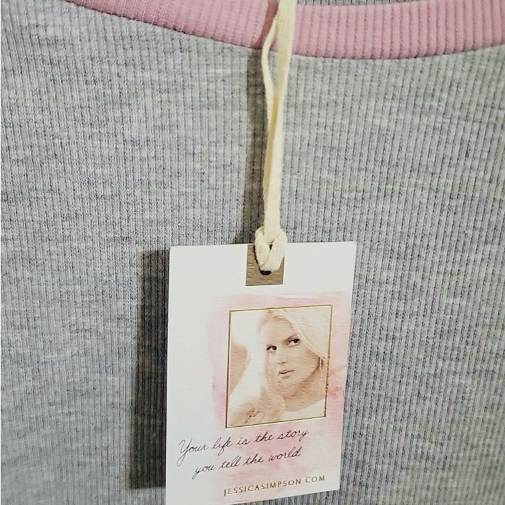 Jessica Simpson Junior Size XL Pink and Gray Long Sleeve NWT